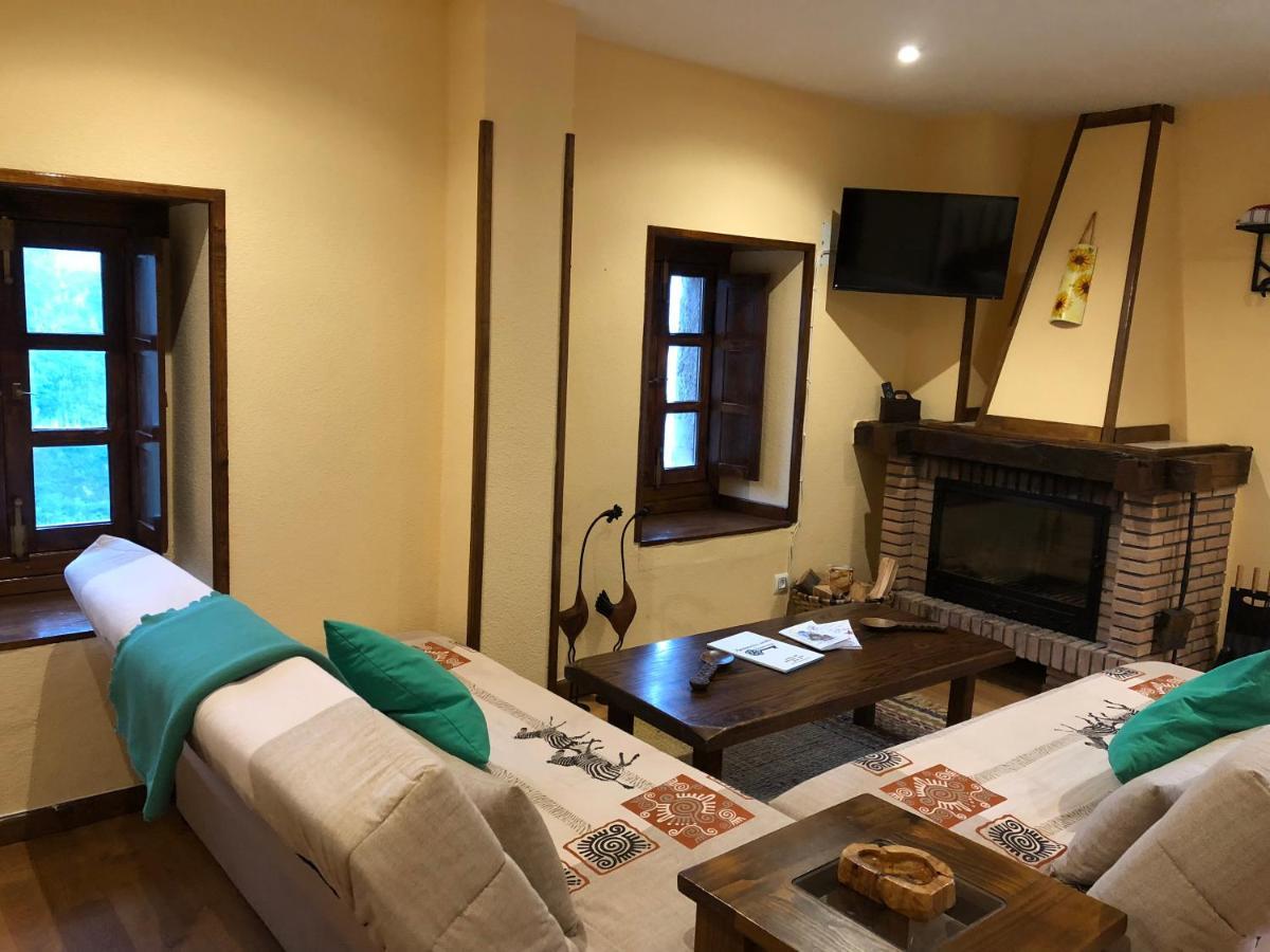 Apartamentos Rurales Xaranzana Las Morteras Eksteriør billede