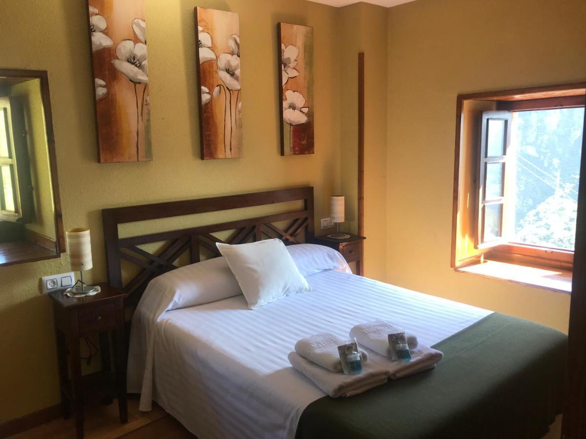 Apartamentos Rurales Xaranzana Las Morteras Eksteriør billede